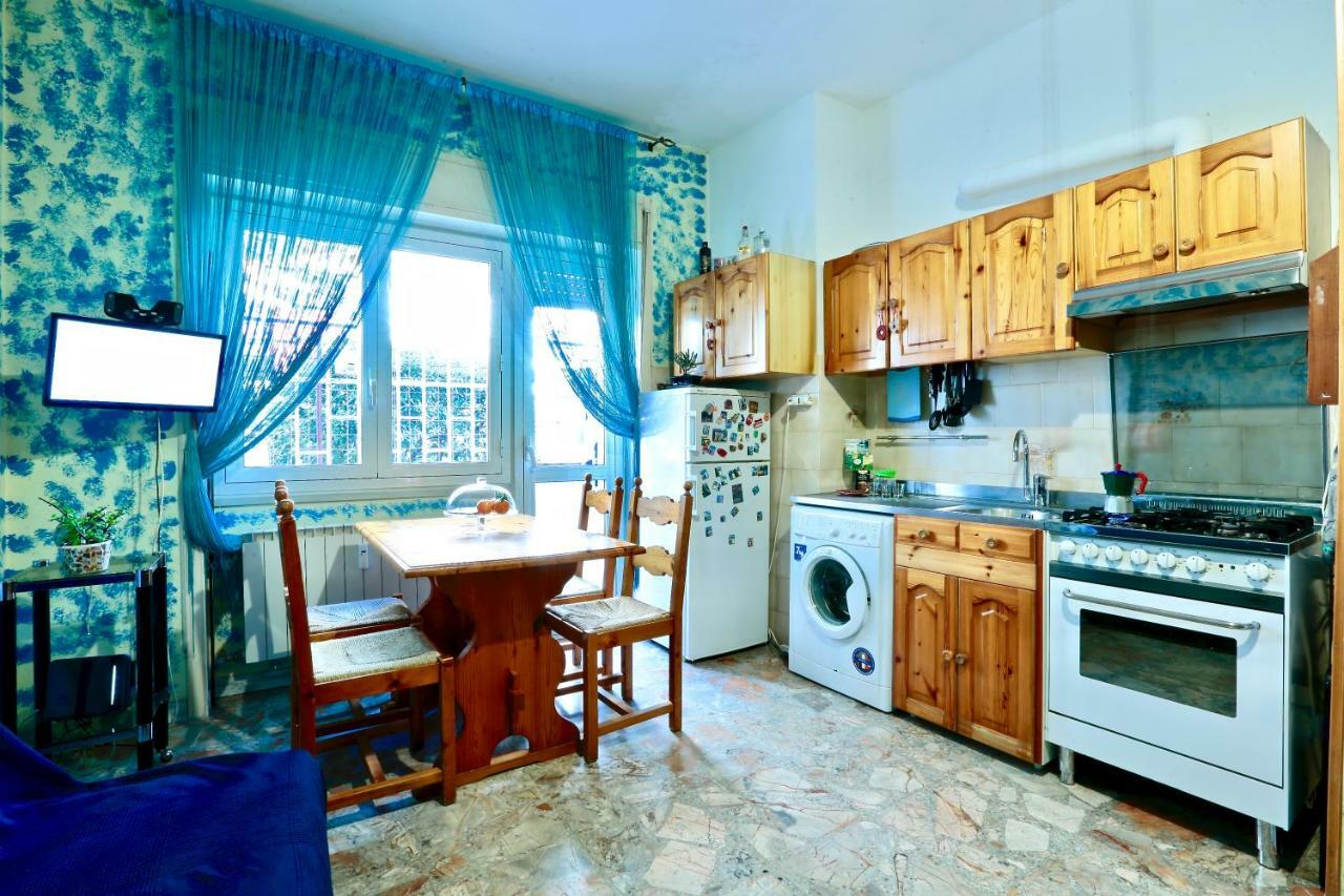 Apartament Open Space On The Sea Of Rome !:) Lido di Ostia Zewnętrze zdjęcie